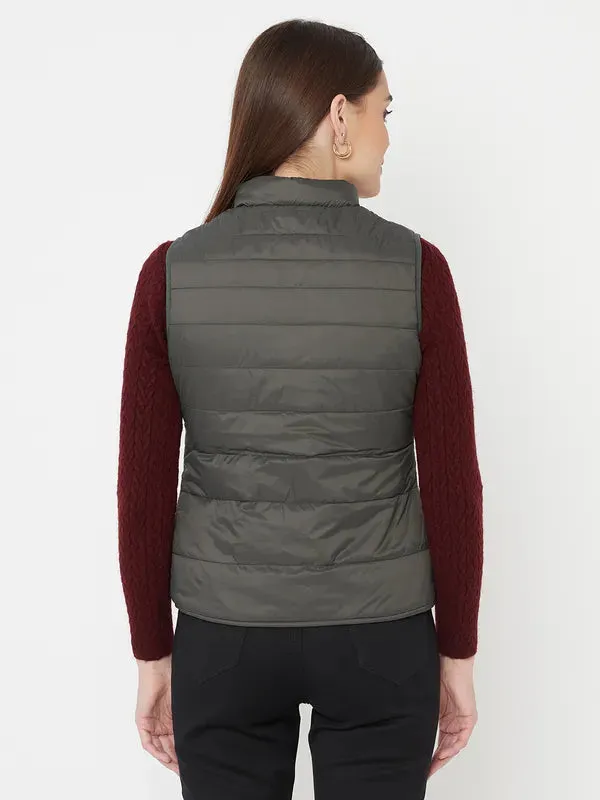 Mettle Women Olive Green Sleevless Puffer Jacket
