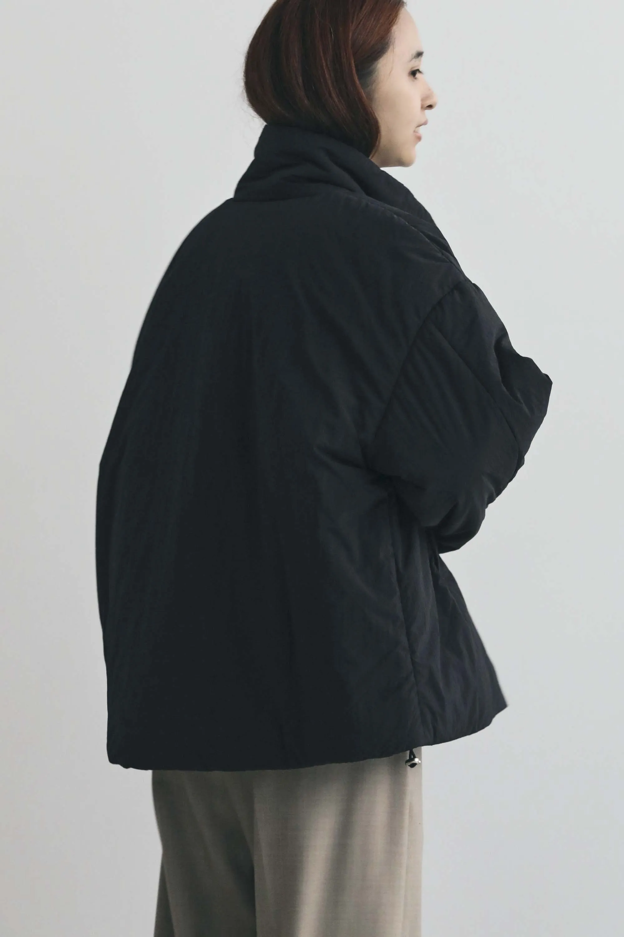 STUDIO NICHOLSON  / SHORT PADDED JACKET